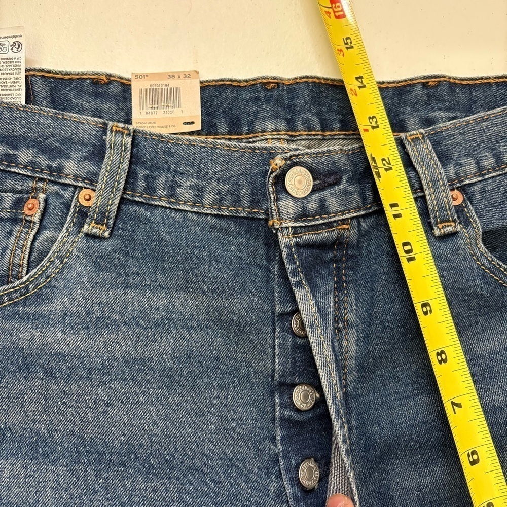 Levis Mens Original Straight Jeans size 38X32 - Picture 6 of 11